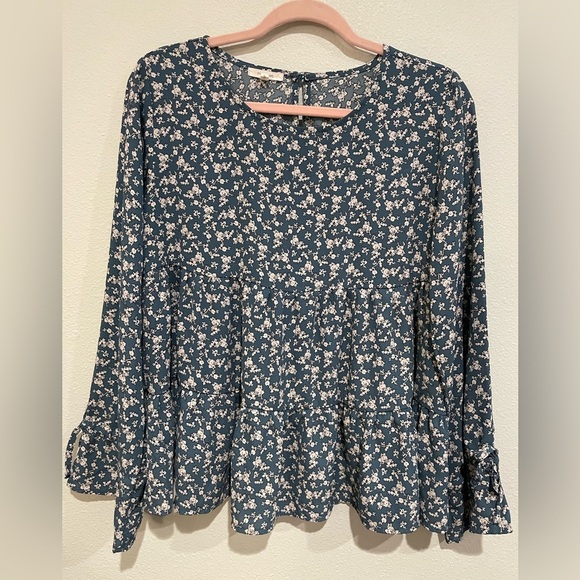 Maurices Smokey Teal Ditzy print blouse.  Size S - Picture 1 of 6